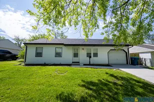 2912 223rd Pl, Sauk Village, IL 60411 - Photo 1