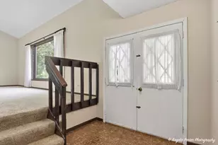 4718 Lake Dawnwood Dr, McHenry, IL 60051 - Photo 2