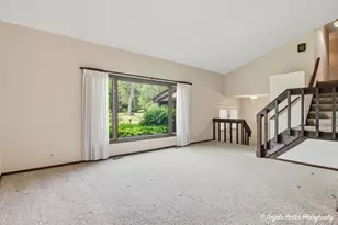 4718 Lake Dawnwood Dr, McHenry, IL 60051 - Photo 6