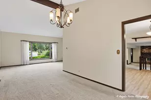 4718 Lake Dawnwood Dr, McHenry, IL 60051 - Photo 8
