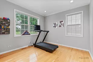 1679 N Stanwich Rd, Vernon Hills, IL 60061 - Photo 18