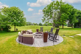 1679 N Stanwich Rd, Vernon Hills, IL 60061 - Photo 34