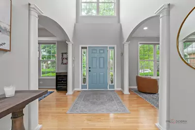 1679 N Stanwich Road, Vernon Hills, IL 60061 - Photo 4