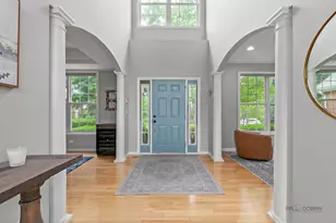 1679 N Stanwich Rd, Vernon Hills, IL 60061 - Photo 4