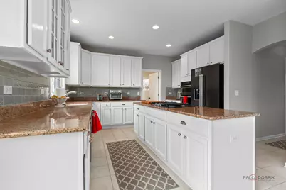 1679 N Stanwich Road, Vernon Hills, IL 60061 - Photo 16