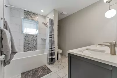8714 Lynwood Drive, Hickory Hills, IL 60457 - Photo 10