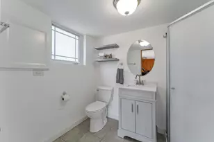 8714 Lynwood Dr, Hickory Hills, IL 60457 - Photo 12