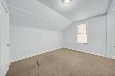 8239 S Colfax Avenue, Chicago, IL 60617 - Photo 14