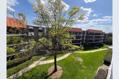 9530 Lamon Avenue #407, Skokie, IL 60077 - Photo 2