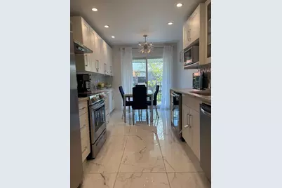 9530 Lamon Avenue #407, Skokie, IL 60077 - Photo 14