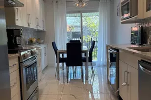 9530 Lamon Ave, Skokie, IL 60077 - Photo 14