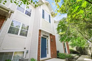 716 River Mill Pkwy, Wheeling, IL 60090 - Photo 2