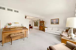 8442 Rob Roy Dr, Orland Park, IL 60462 - Photo 10