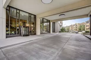 3930 N Pine Grove Ave, Chicago, IL 60613 - Photo 6