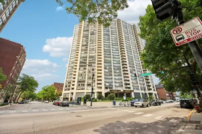 3930 N Pine Grove Avenue #2708, Chicago, IL 60613 - Photo 1