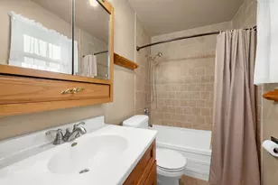 7410 Churchill Dr, Hanover Park, IL 60133 - Photo 16