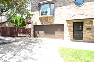 3006 S Lyman St, Chicago, IL 60608 - Photo 2