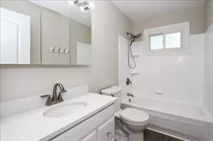 123 Fairlane Ct, Bloomingdale, IL 60108 - Photo 10