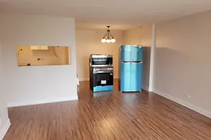 1800 Huntington Blvd, Hoffman Estates, IL 60169 - Photo 8