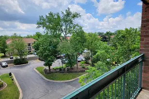 1800 Huntington Blvd, Hoffman Estates, IL 60169 - Photo 10