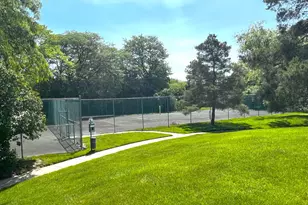 2129 Ammer Ridge Ct, Glenview, IL 60025 - Photo 18
