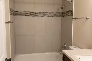 2129 Ammer Ridge Ct, Glenview, IL 60025 - Photo 6