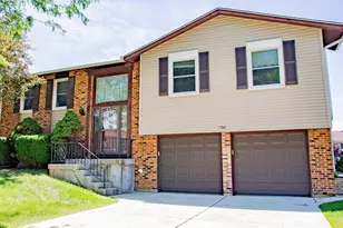 750 Michigan Ln, Elk Grove Village, IL 60007 - Photo 1
