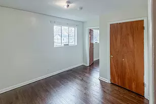 1014 Edwards St, Waukegan, IL 60085 - Photo 8