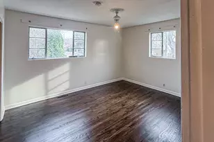 1014 Edwards St, Waukegan, IL 60085 - Photo 10