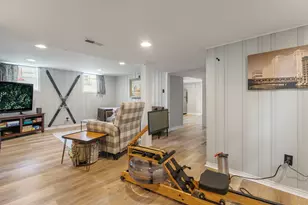 4230 N Moody Ave, Chicago, IL 60634 - Photo 12