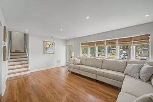 222 S Mayfair Pl, Chicago Heights, IL 60411 - Photo 10
