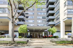 6301 N Sheridan Rd, Chicago, IL 60660 - Photo 2