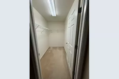 390 S Western Avenue #402, Des Plaines, IL 60016 - Photo 8