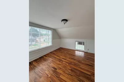705 North Avenue #Upper, Aurora, IL 60505 - Photo 6