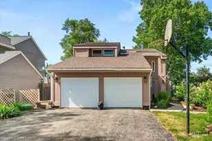 1324 Snowberry Ln, Crystal Lake, IL 60014 - Photo 1