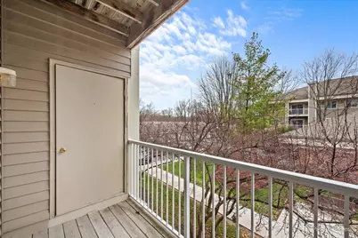605 Barrington Avenue #222, East Dundee, IL 60118 - Photo 18