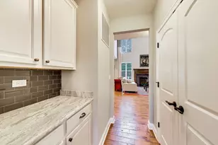 823 Heatherfield Cir, Naperville, IL 60565 - Photo 12
