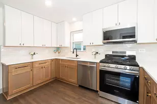 12616 S Lincoln St, Calumet Park, IL 60827 - Photo 2