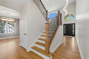 420 Chara Ct, Bartlett, IL 60103 - Photo 10