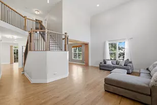 420 Chara Ct, Bartlett, IL 60103 - Photo 6