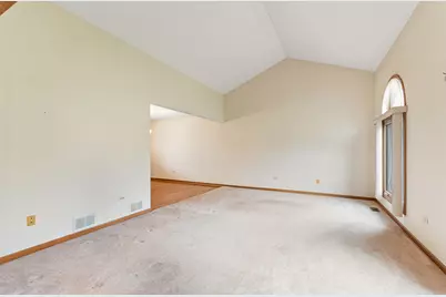 891 Young Street, Lemont, IL 60439 - Photo 2