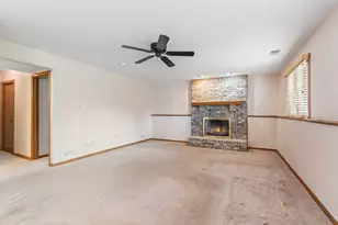 891 Young St, Lemont, IL 60439 - Photo 10