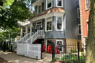 1416 W Wolfram St, Chicago, IL 60657 - Photo 2
