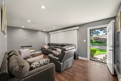 15659 Mutual Terrace, South Holland, IL 60473 - Photo 2