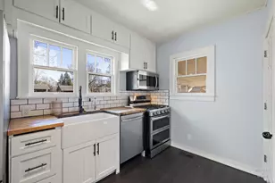 381 Douglas Ave, Crystal Lake, IL 60014 - Photo 22
