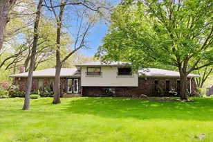 26339 S Woodlawn Ave, Crete, IL 60417 - Photo 1