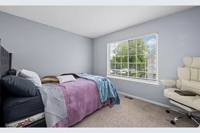 557 Cary Woods Circle, Cary, IL 60013 - Photo 12