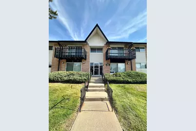 6A Kingery Quarter Road #203, Willowbrook, IL 60527 - Photo 1