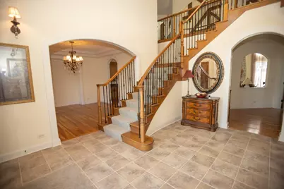 7542 Thornhill Court, Yorkville, IL 60560 - Photo 4