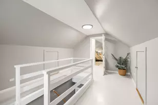5823 N Merrimac Ave, Chicago, IL 60646 - Photo 10